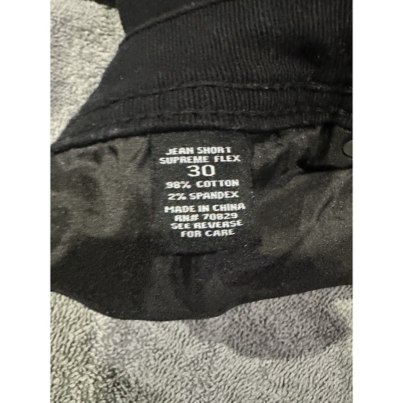 Rue 21 Premium Men's Shorts - Picture 3 of 3